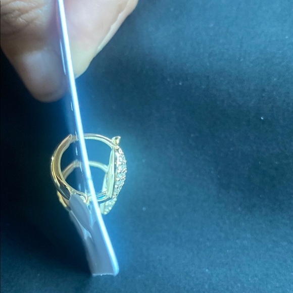 Xuping Gold Plated Earrings - Picture 4 of 4